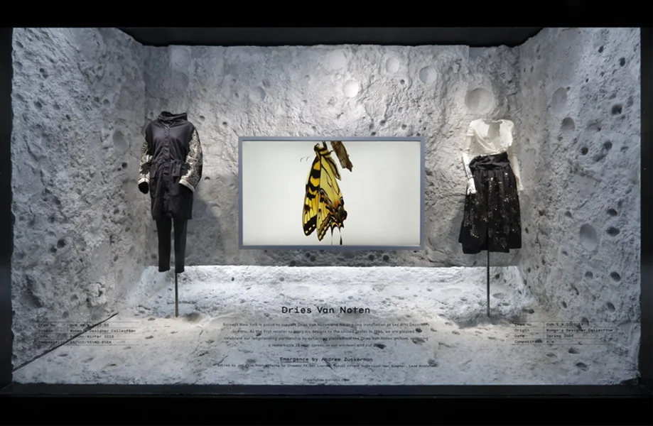 アート・デザイン・音楽 DRIES VAN NOTEN a window view of dries van noten — LYGIE.COM